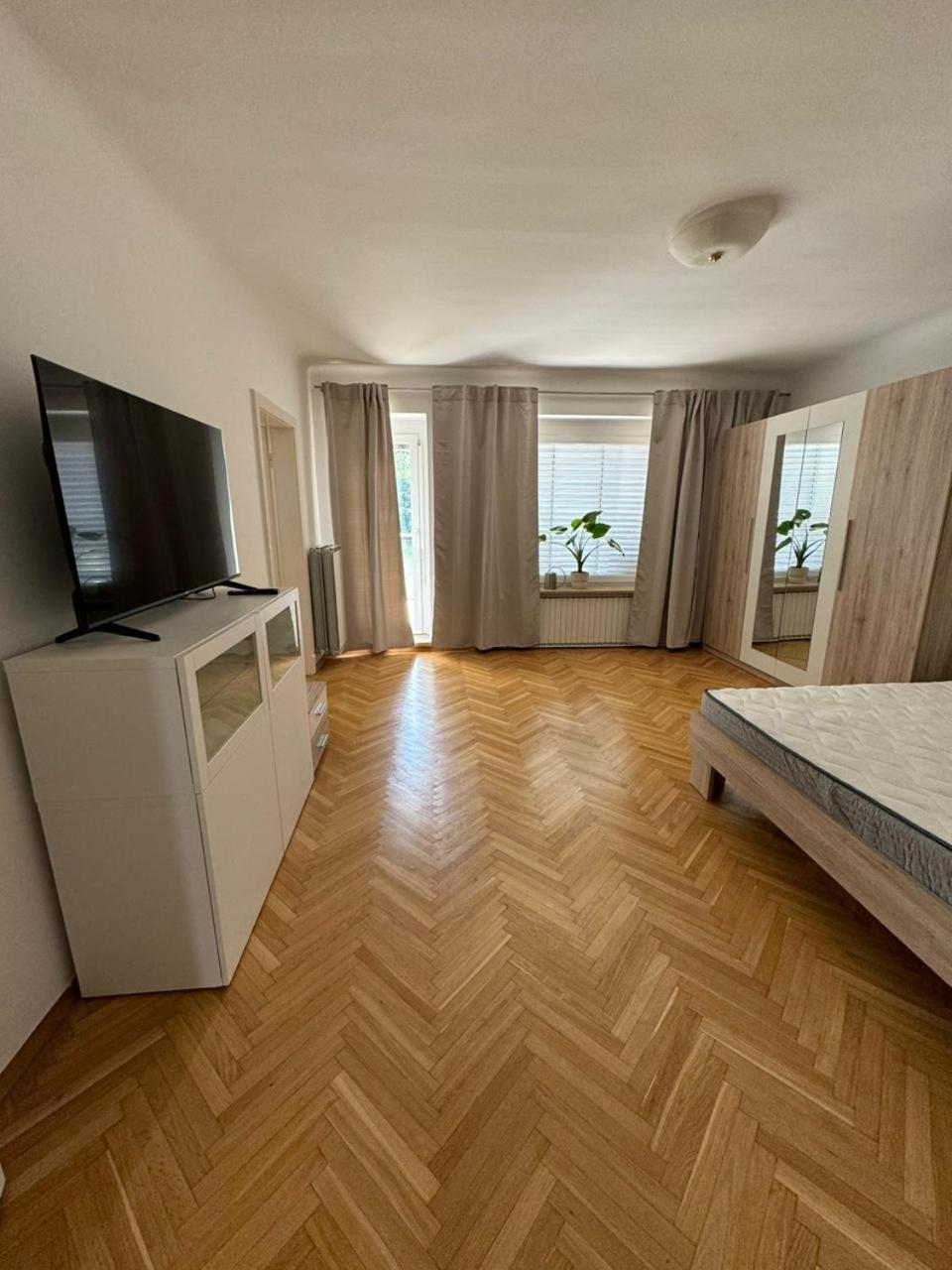 Maximo Apartments - Free Parking Maribor Exterior foto
